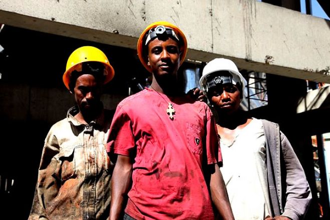 Empresários avisam que milhares dos angolanos vão perder os seus empregos