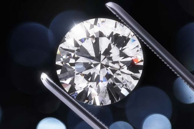PR aprova investimento de U$ 79 milhões em fábrica de lapidação de diamantes no Saurimo