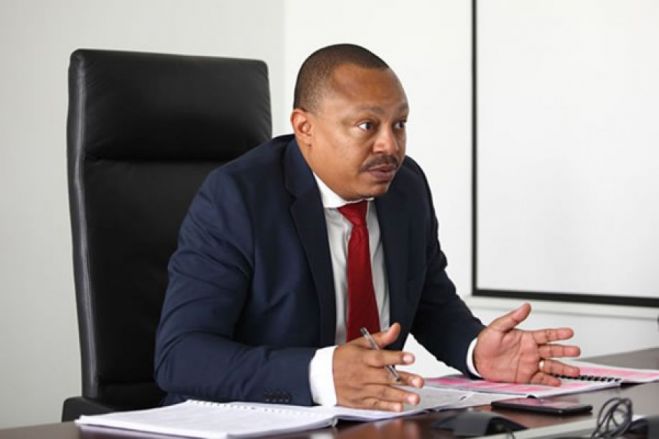 · Quando o presidente desce ao bar e a rua sobe ao debate