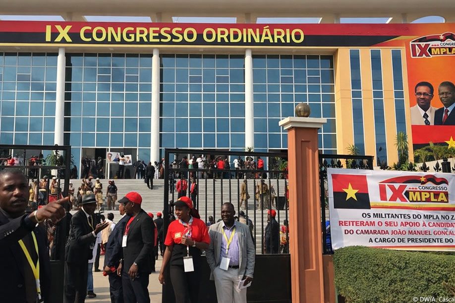 Congresso do MPLA: imposição de declarações de apoio a múltiplas direções inquieta pré-candidatos