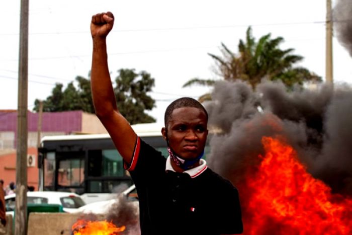 ONG moçambicana pede libertação de detidos em manifestação em Luanda