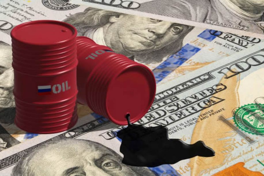 Receitas do petróleo renderam &quot;10 mil milhões de dólares&quot; a Angola no primeiro trimestre