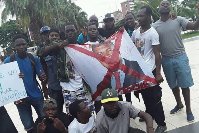 Jovens angolanos marcham no sábado contra elevado índice de desemprego no país