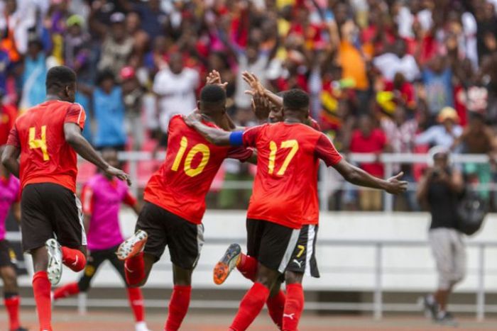 Angola bate Burkina Faso e mantém aspiração na qualificação