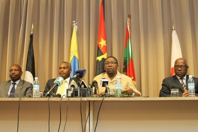 Partidos na oposição em Angola dispostos para coligação nas eleições de 2022