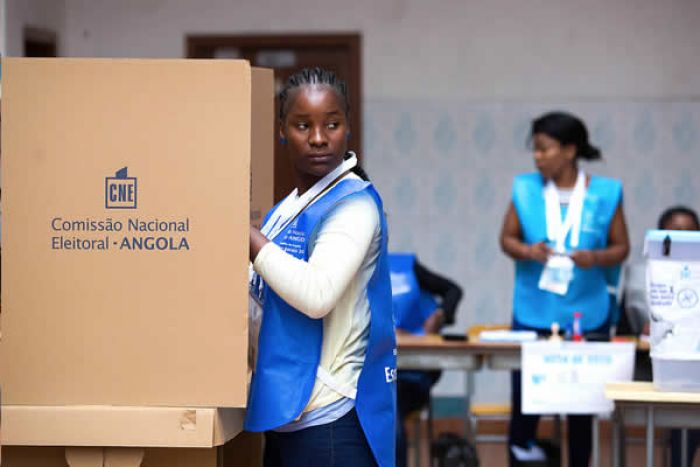 Mais de 22 mil angolanos residentes no estrangeiro poderão votar em agosto nas eleições