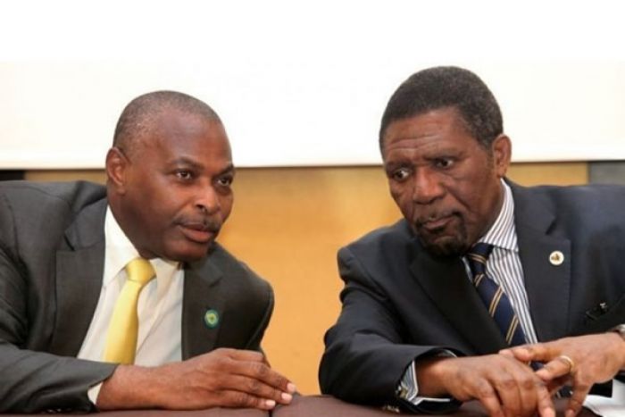 &quot;Samakuva &amp; Abel&quot; dois condenados a não tirar o MPLA do poder?  Sim !!