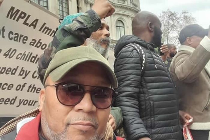 Presidente angolano é alvo de protesto no centro de Londres