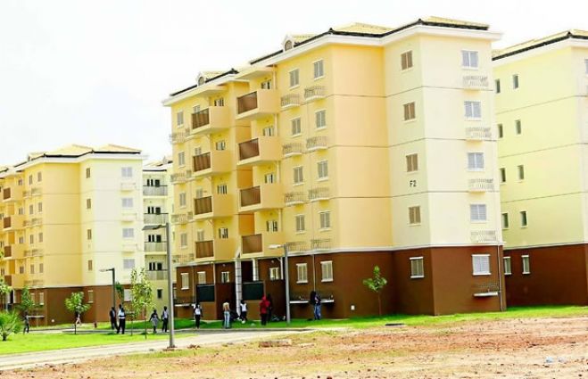 Angola cria fundo com garantia soberana para construir habitações