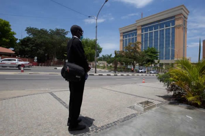 Manifestação não é motivo para assassínios, diz pai de jovem morto em Luanda