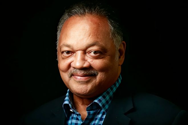Pastor afro-americano e ativista americano Jesse Jackson morre aos 84 anos