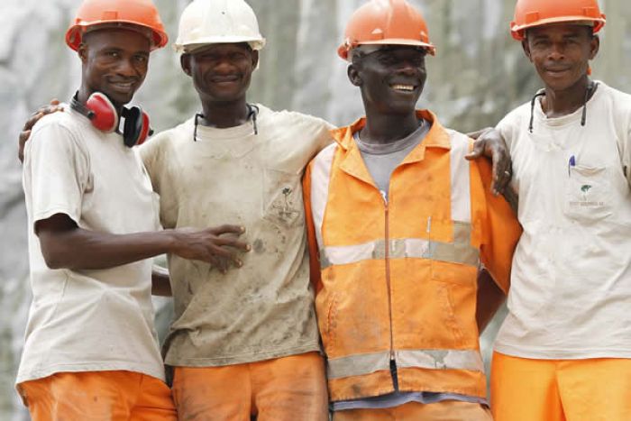 Angola fecha mais de 108 mil postos de trabalho entre Janeiro e Março
