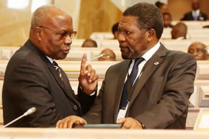 Ex-presidente da UNITA Isaías Samakuva regressa ao parlamento angolano