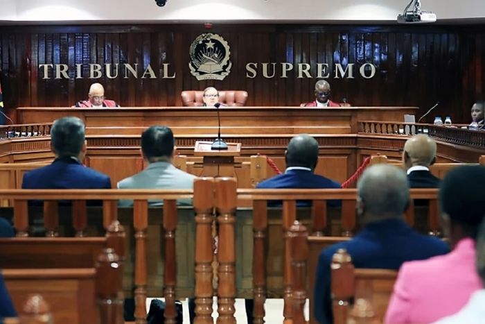 Tribunal Supremo localiza passaportes dos generais &quot;Kopelipa&quot; e &quot;Dino&quot;