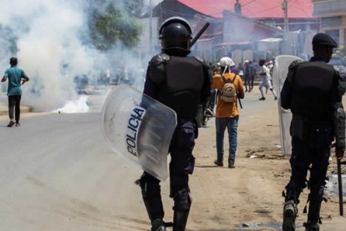 Repressão policial prova que Constituição não funciona em Moçambique – ativista