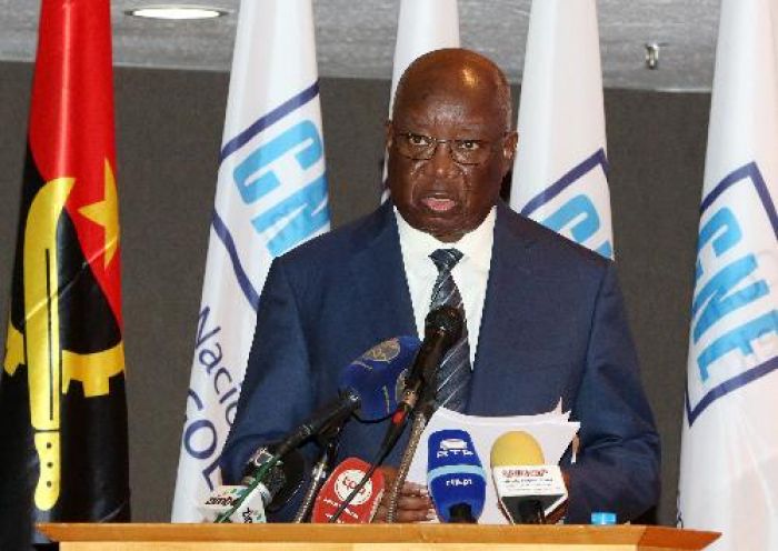 Angola: CNE tem cinco candidatos no concurso à presidência