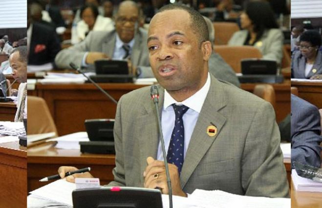Maiores demolições em Angola foram feitas pela UNITA - Deputado João Pinto