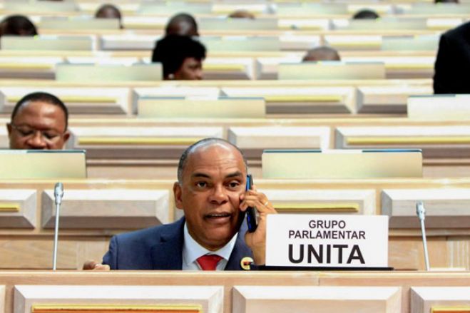 UNITA recorre de acórdão que impede parlamento de fiscalizar Governo angolano