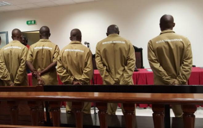 Angolano e Namibianos condenados a 21 anos de prisão por assalto a banco BIC