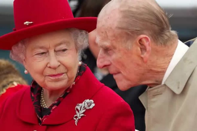 Morre príncipe Philip, marido da rainha da Inglaterra Elizabeth, aos 99 anos