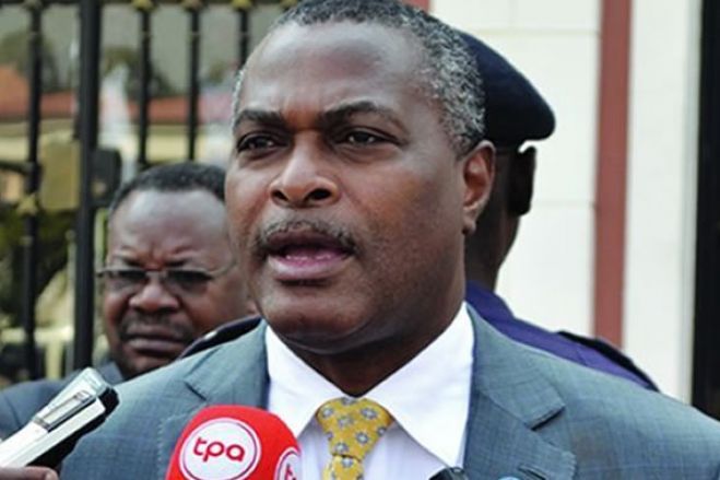 Chivukuvuku pede calma e diz que resultados eleitorais divulgados &quot;só são mesmo da CNE e do MPLA&quot;