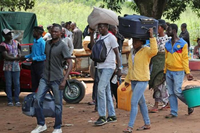 Angola preocupada com regresso precipitado de refugiados da RDC