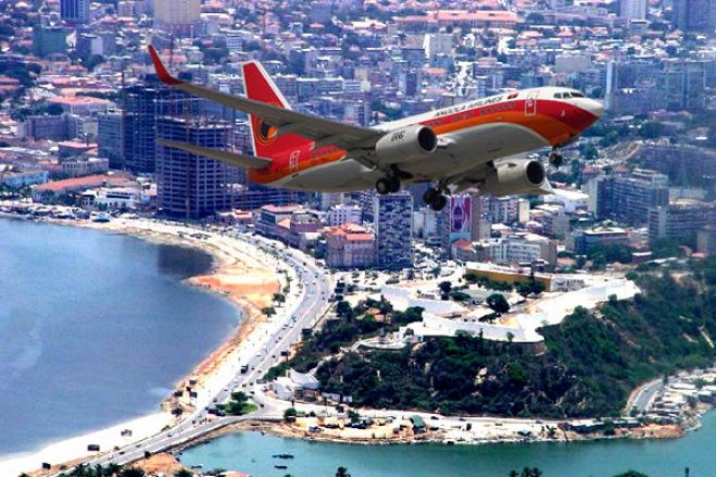 Governo de Angola esclarece que voos estão suspensos &quot;por tempo indeterminado&quot;