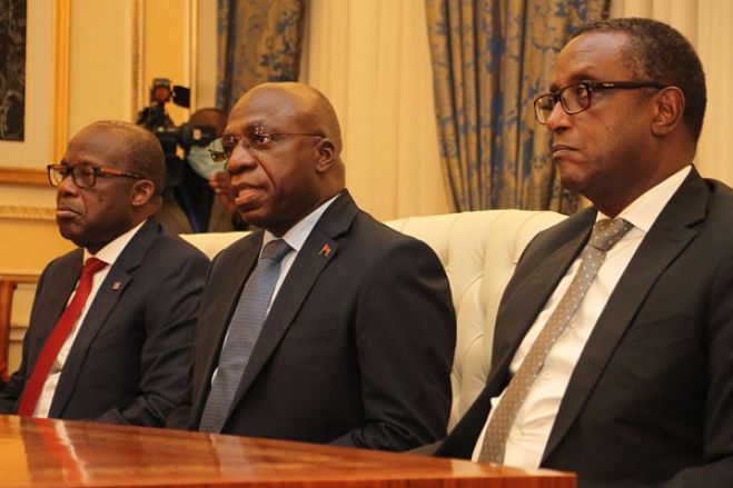 Chefes das diplomacias da RDC, Angola e do Rwanda