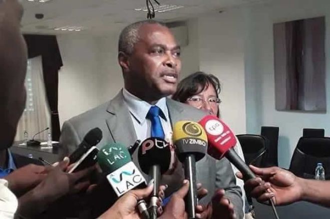 Abel Chivukuvuku acusa MPLA de “interferir” no TC para chumbar o seu projeto político