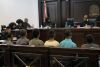 Cinco cidadãos condenados a um ano de prisão por vandalismo nos supermercados Arreiou e Angomart