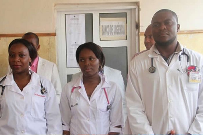 Sindicato questiona contratação de cubanos com médicos angolanos desempregados