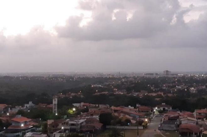 Fumaça de Angola e do Congo chegam ao Nordeste do Brasil e eleva poluição do ar a nível crítico