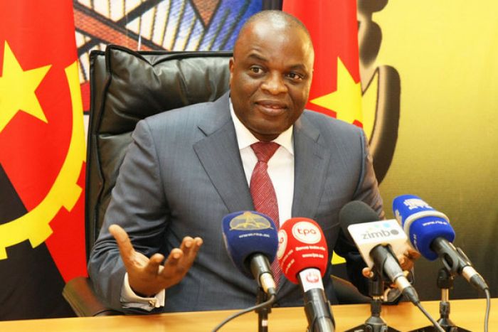 Ministro pede “paciência” para Africell cumprir requisitos do concurso