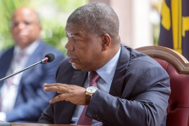 Governo angolano procura empresas para assessorar processo de privatizações