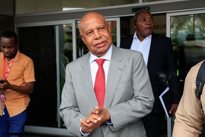 Higino Carneiro chamado ao Tribunal Supremo em processo por alegado peculato