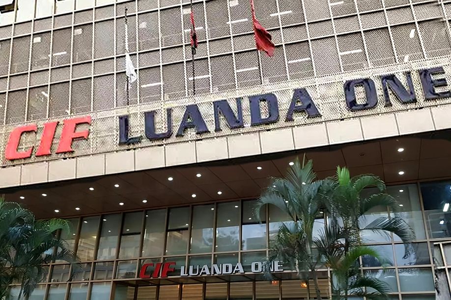 Mulher de Sam Pa diz em Tribunal que vai mover processo para recuperar bens da CIF entregues ao Estado