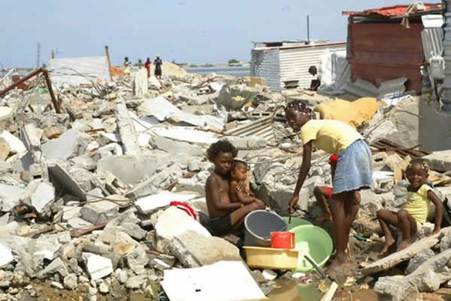 UNITA pede inquérito parlamentar sobre demolições em Luanda