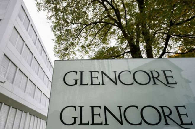 Investigada por Corrupção na RD Congo, Glencore soma e segue em Angola