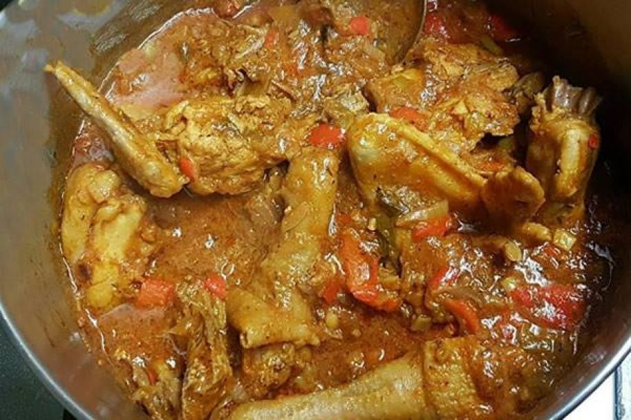 Receita De Galinha Com Muamba Angola24Horas Portal De Noticias Online