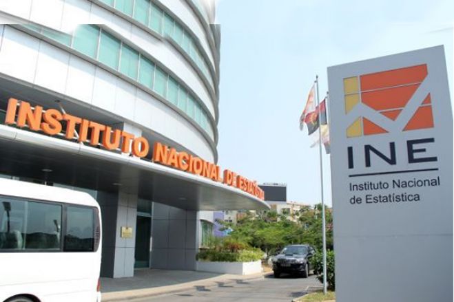 Economista diz que Instituto Nacional de Estatística (INE) angolano "está a ser manipulado"