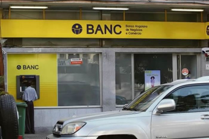 Gestores do ex-BANC condenados a &quot;pagar&quot; falência do banco com meios próprios