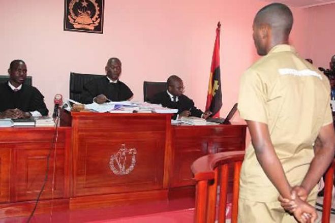 Tribunal angolano condena professor a 12 anos de prisão por violar aluna