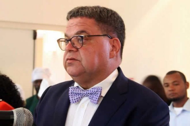 Empresário Carlos São Vicente internado na Clínica Girassol em estado crítico