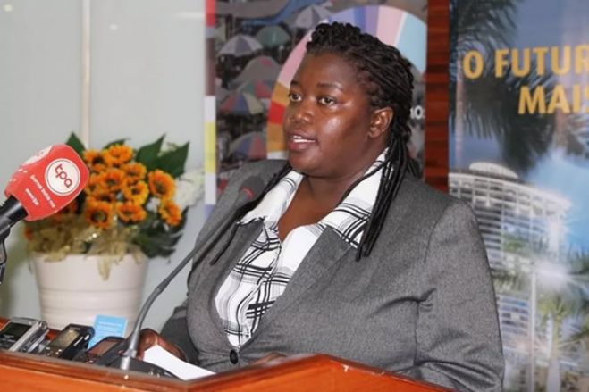 Secretária de Estado denúncia desvio de mais de 400 milhões de dólares do “Crédito Jovem” para o exterior