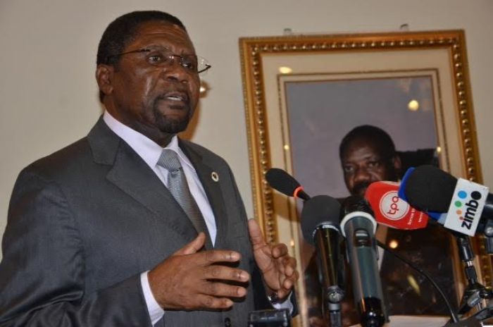 UNITA diz que combate à corrupção apenas serve para &quot;salvar&quot; MPLA