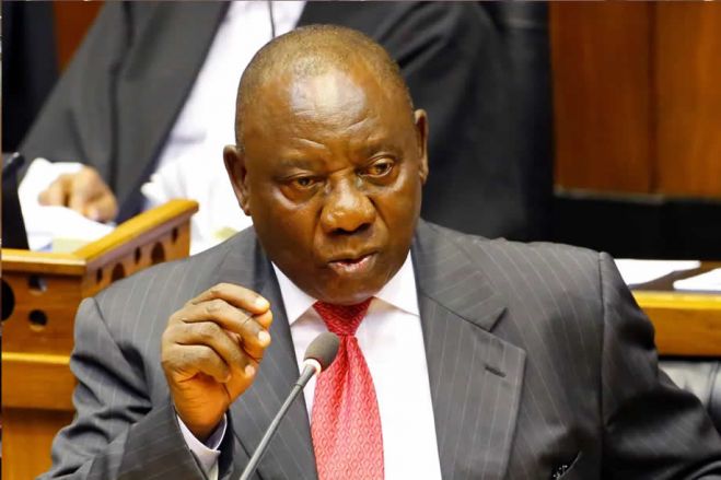 Tribunal sul-africano reabre possibilidade de destituição de Ramaphosa