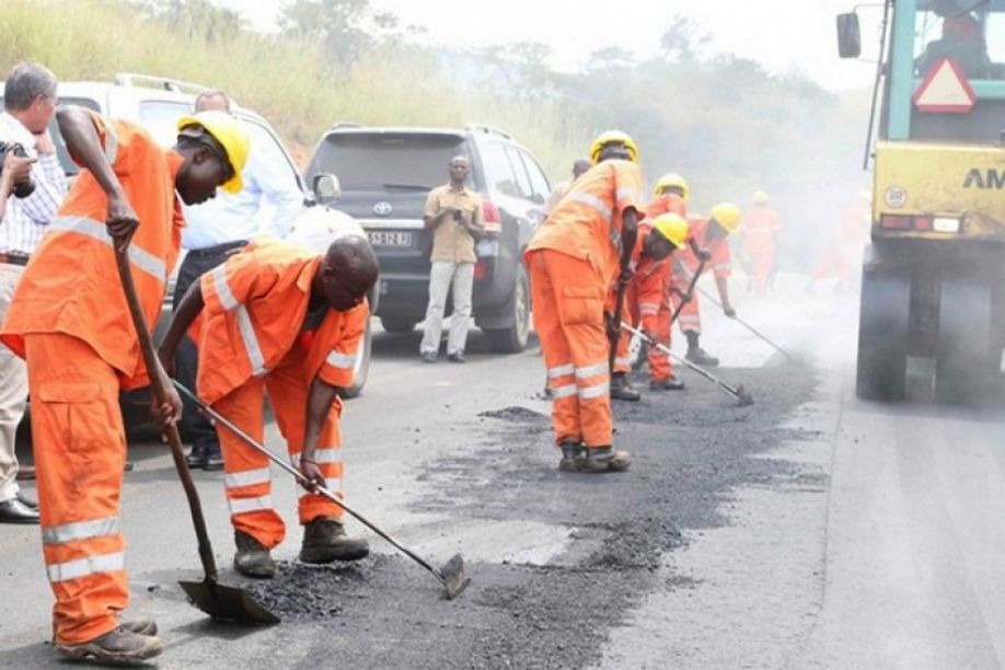 Angola: denunciados desvios de até 20% do valor total das obras públicas
