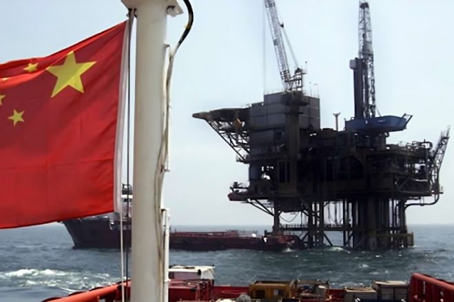 Declínio da produção de petróleo angolano esfria financiamentos chineses