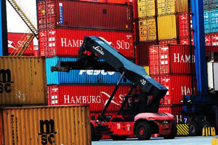 Exportações para Angola caíram 30%, importações subiram 276,5% com João Lourenço
