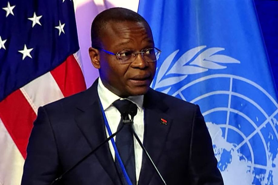Ministro pede ajuda para recuperar 50% de activos angolanos em vários países